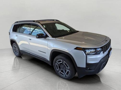 SILVER ZYNITH 2026 Jeep Cherokee Limited