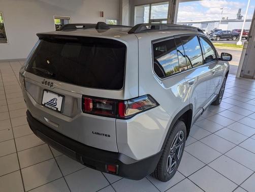 SILVER ZYNITH 2026 Jeep Cherokee Limited