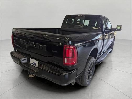 2025 RAM 2500 Big Horn Crew Cab 4x4 6'4' Box