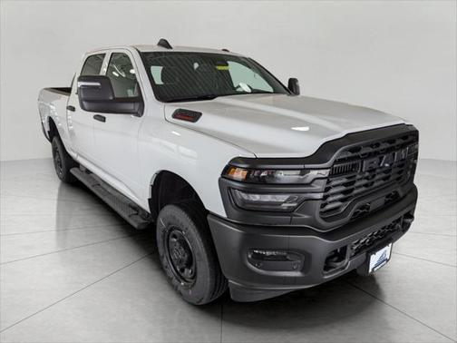 2025 RAM 2500 Tradesman Crew Cab 4x4 6'4' Box