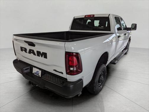 2025 RAM 2500 Tradesman Crew Cab 4x4 6'4' Box
