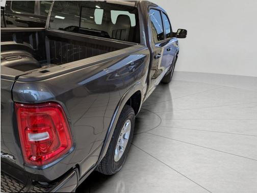 Granite Crystal Metallic Clearcoat 2026 RAM 1500 Big Horn/Lone Star