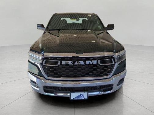 Serrano Green Metallic 2026 RAM 1500 Big Horn/Lone Star