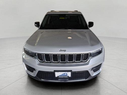 2022 Jeep Grand Cherokee Laredo
