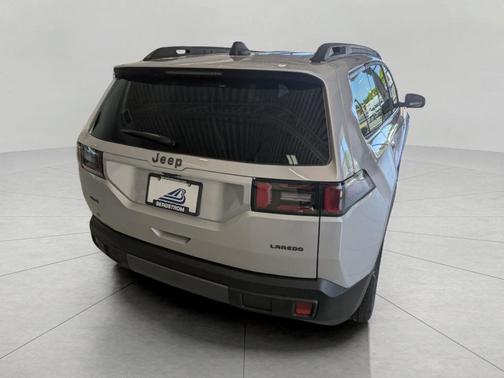 SILVER ZYNITH 2026 Jeep Cherokee Laredo 4x4