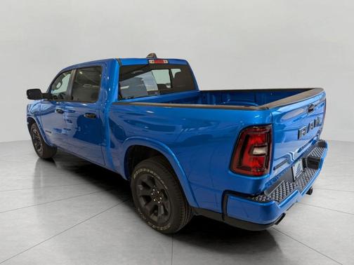 HYDRO BLUE 2026 RAM 1500 Big Horn/Lone Star