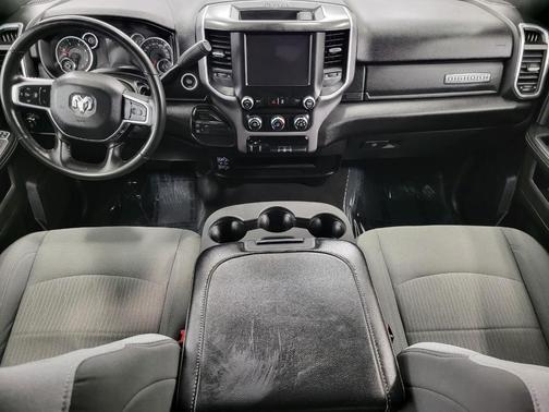 2024 RAM 3500 Big Horn Crew Cab 4x4 8' Box