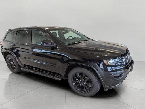 2017 Jeep Grand Cherokee Altitude