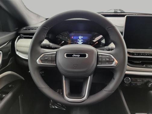 RED HOT PEARLCOAT 2025 Jeep Compass Limited