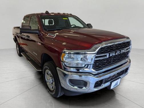 Delmonico Red Pearlcoat 2022 RAM 2500 Tradesman Crew Cab 4x4 6'4' Box