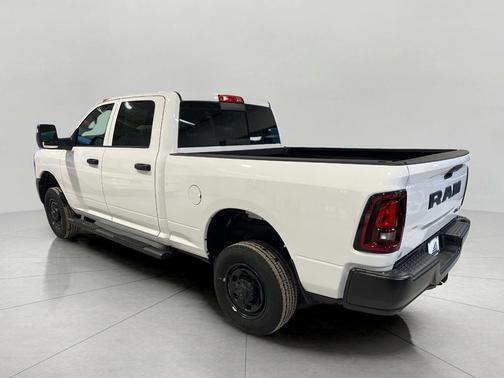 2025 RAM 2500 Tradesman Crew Cab 4x4 6'4' Box