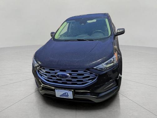 2021 Ford Edge SE