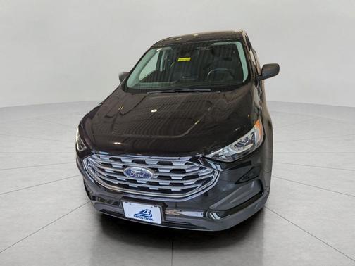 2021 Ford Edge SE