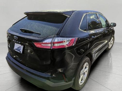 2021 Ford Edge SE