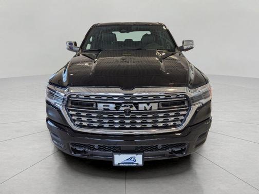 Diamond Black Crystal Pearlcoat 2026 RAM 1500 Limited