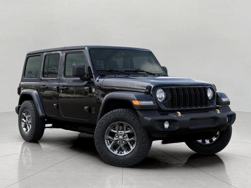 Black Clearcoat 2026 Jeep Wrangler 85th Anniversary