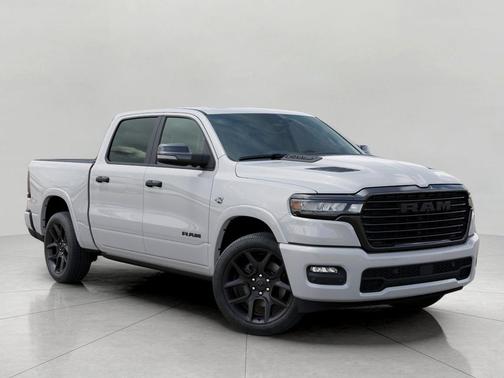 Bright White Clearcoat 2026 RAM 1500 Laramie