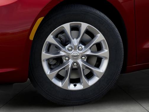Red Hot Pearlcoat 2026 Chrysler Pacifica Limited