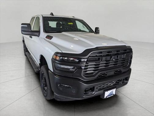 2025 RAM 2500 Tradesman Crew Cab 4x4 6'4' Box