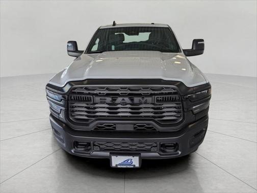 2025 RAM 2500 Tradesman Crew Cab 4x4 6'4' Box