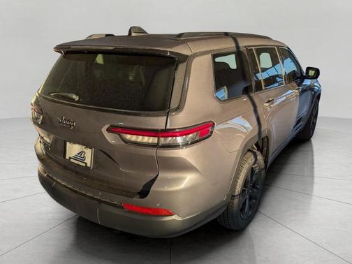 2022 Jeep Grand Cherokee L Altitude