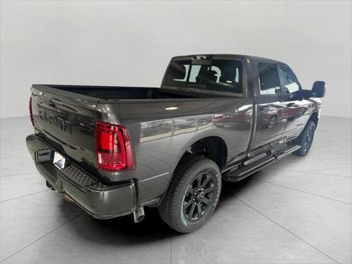 2025 RAM 2500 Big Horn Crew Cab 4x4 6'4' Box