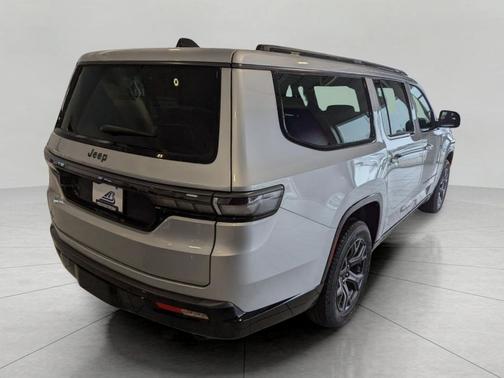 2026 Jeep Grand Wagoneer L Limited Altitude 4x4
