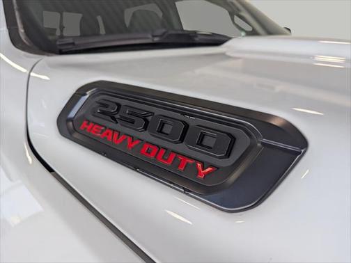 2025 RAM 2500 Tradesman Crew Cab 4x4 6'4' Box
