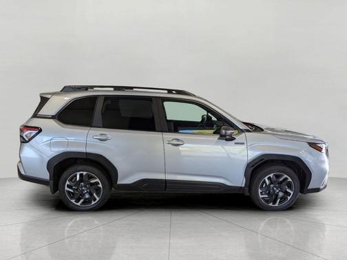 2025 Subaru Forester Hybrid Premium