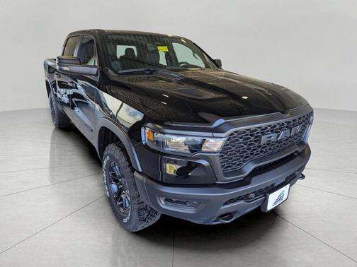 Diamond Black Crystal Pearlcoat 2026 RAM 1500 Rebel