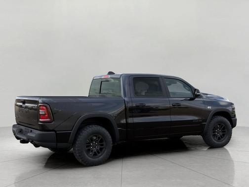 Diamond Black Crystal Pearlcoat 2026 RAM 1500 Rebel