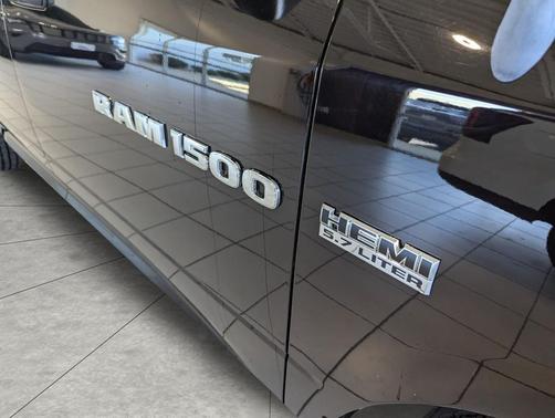 BLACK 2012 RAM 1500 ST