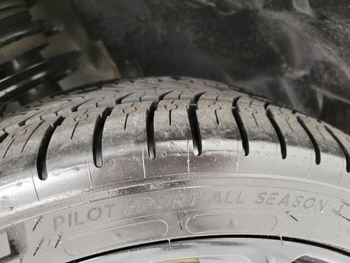 Gray Cray 2024 Dodge Hornet R/T EAWD