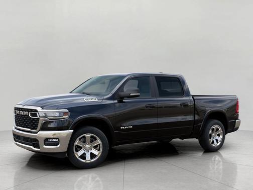 Diamond Black Crystal Pearlcoat 2026 RAM 1500 Big Horn/Lone Star