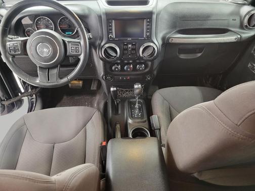 BLACK 2017 Jeep Wrangler Unlimited Sport