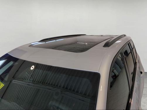 Silver Zynith 2026 Jeep Grand Cherokee Limited