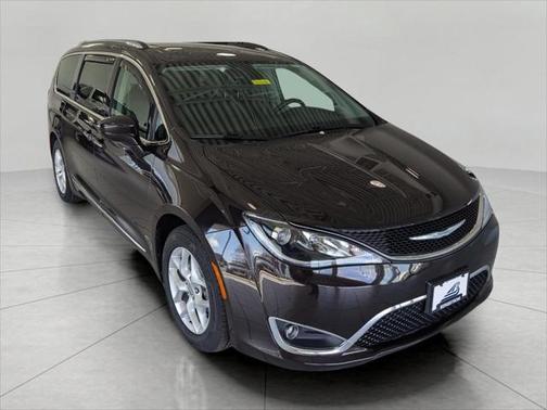 2018 Chrysler Pacifica Touring-L