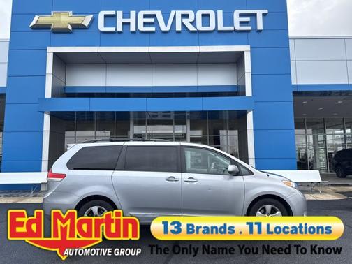 2013 Toyota Sienna LE