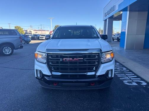 Summit White 2021 GMC Canyon 4WD AT4 w/Leather