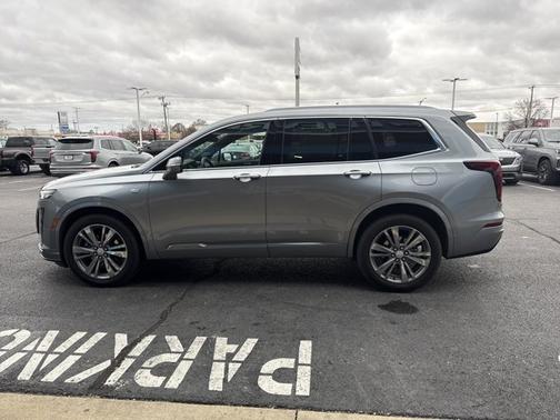 2025 Cadillac XT6 AWD Premium Luxury