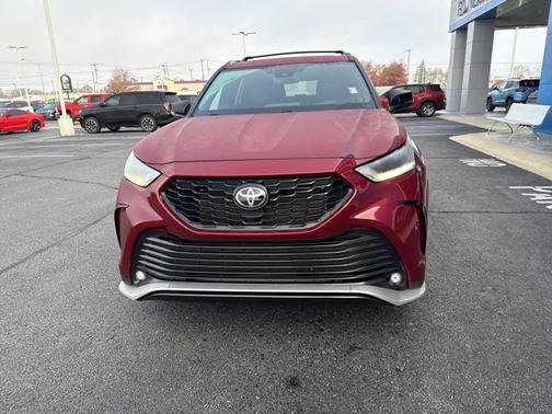 2022 Toyota Highlander XSE