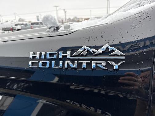 2021 Chevrolet Silverado 1500 High Country