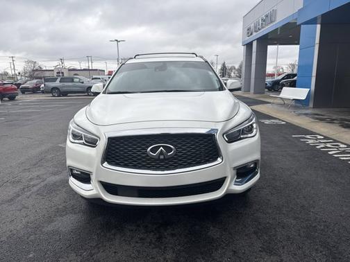 2020 INFINITI QX60 LUXE