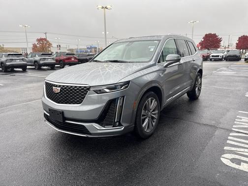 2025 Cadillac XT6 AWD Premium Luxury