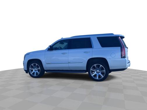 2016 Cadillac Escalade Luxury Collection