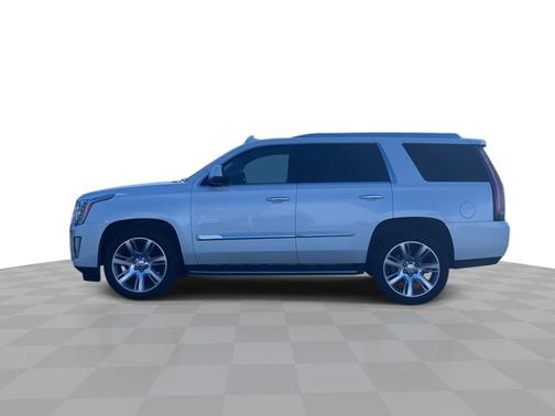 2016 Cadillac Escalade Luxury Collection