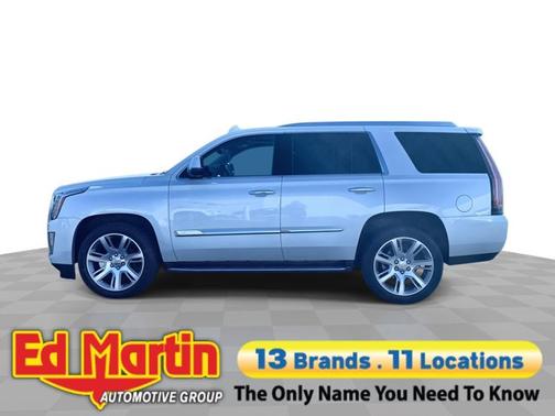 2016 Cadillac Escalade Luxury Collection