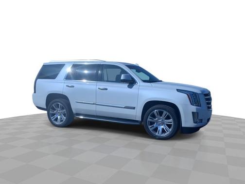 2016 Cadillac Escalade Luxury Collection