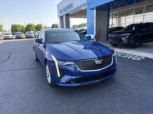 2021 Cadillac CT4 Luxury