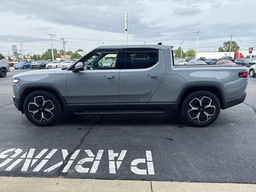 2022 Rivian R1T Adventure Package
